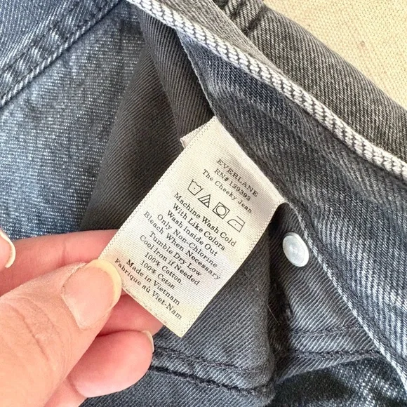 Everlane The Cheeky Jean size 27 Crop - Picture 5 of 5
